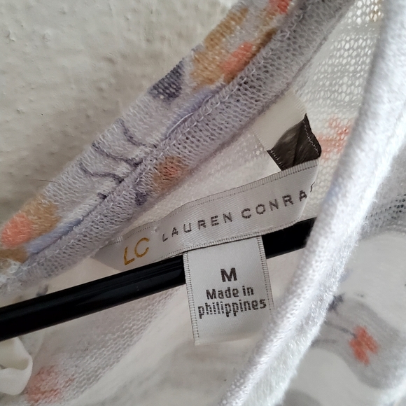 Lauren Conrad Blouse size M - Picture 3 of 5